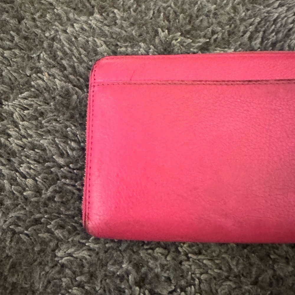 KATE SPADE Pink Zippy Wallet - Picture 14 of 15